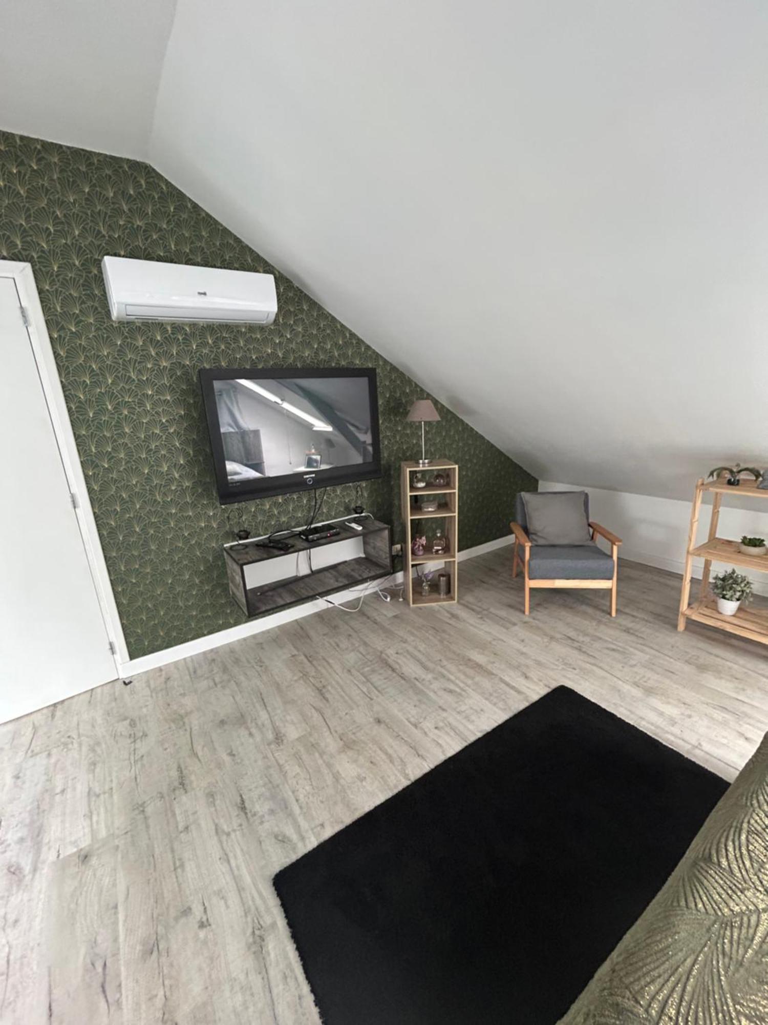 Loft And Spa Les Preaux Buitenkant foto
