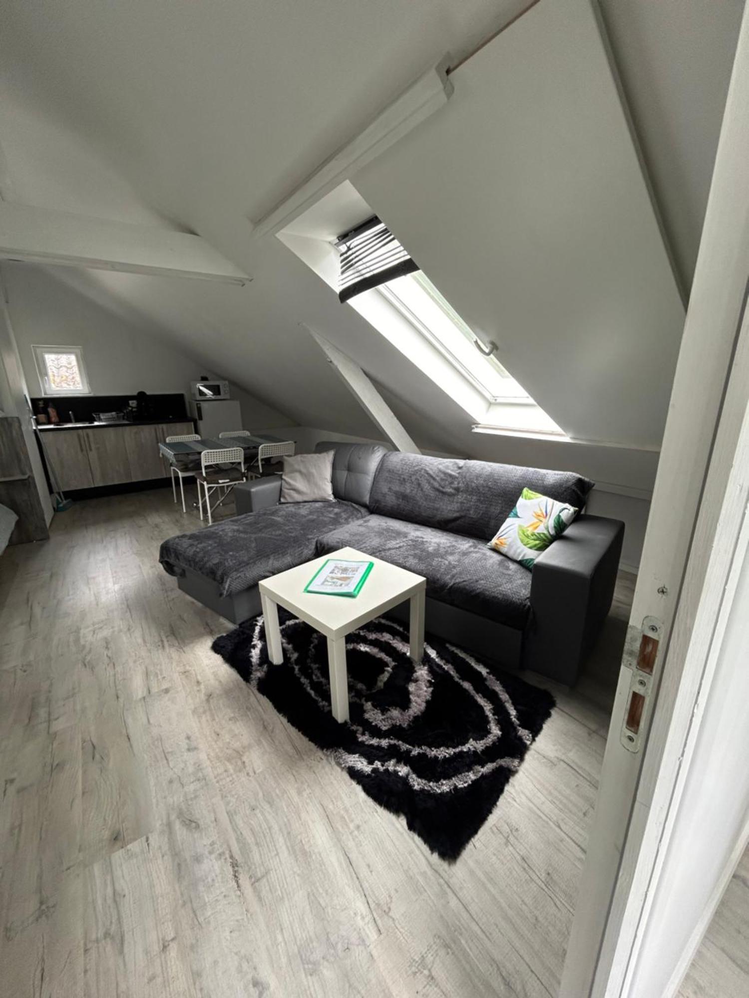 Loft And Spa Les Preaux Buitenkant foto