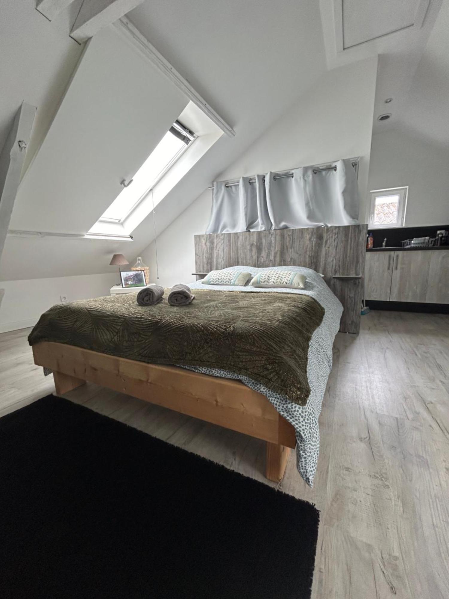 Loft And Spa Les Preaux Buitenkant foto